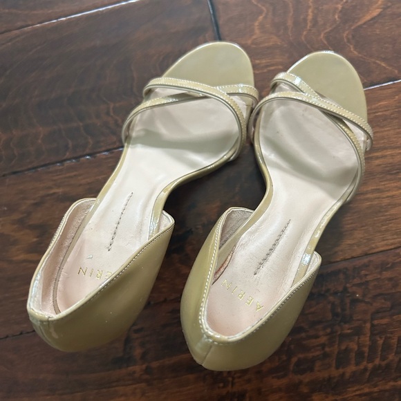 Aerin tan patent leather strappy heels. - Picture 1 of 3